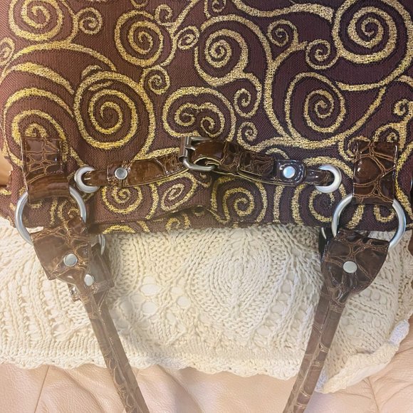 Brown and Gold Lady's Bag - Picture 2 of 5